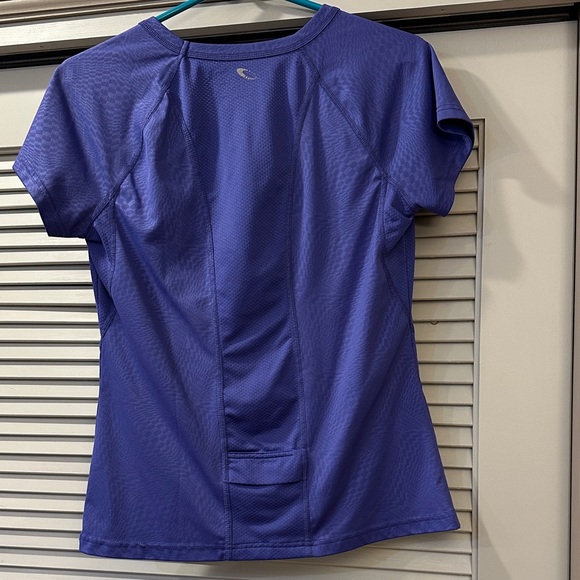 Tek Gear Purple V-Neck Women's Tee - Picture 3 of 10